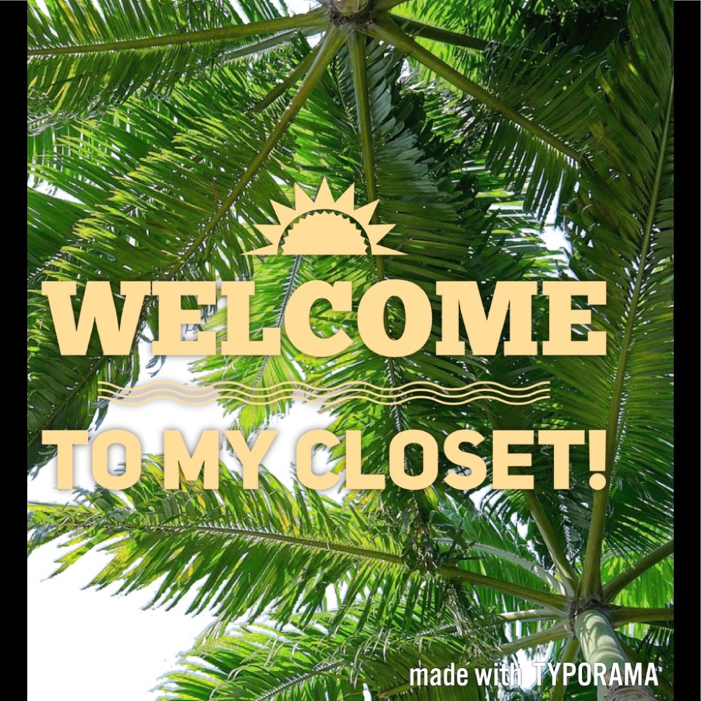 Welcome to my closet. Please come in!🌴🔔