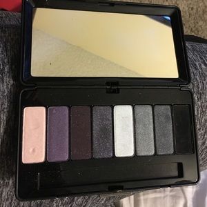 Kay Von D Sinner palette