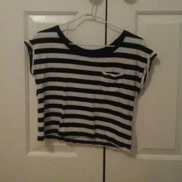 Hollister crop top