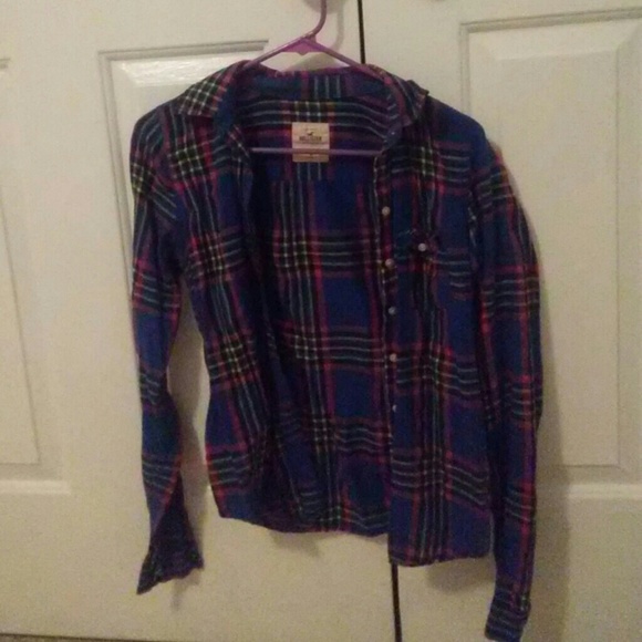 Plaid Hollister tee
