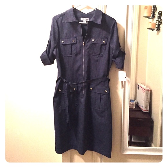 Business/casual dress