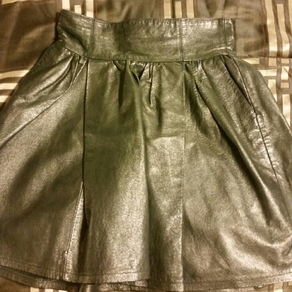 H&M black leather skirt
