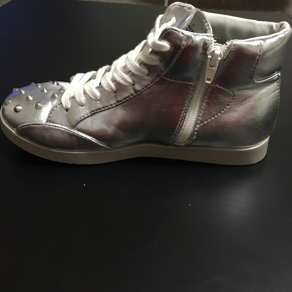 Silver spiked sneakers - Picture 3 of 4