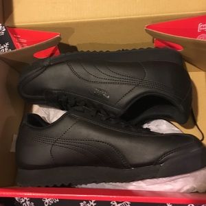 ON HOLD ‼️SALE‼️ Puma Shoes