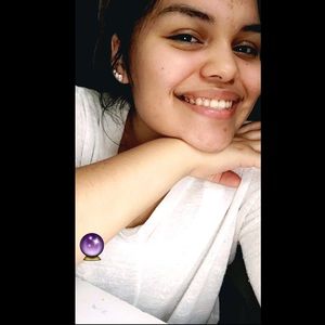 Meet your Posher, Xochiltl