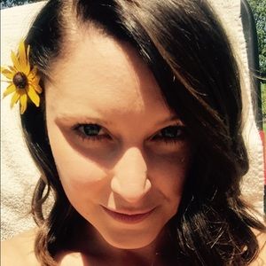 Meet your Posher, Abby