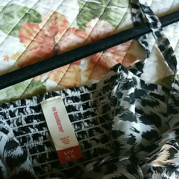 Top - Picture 4 of 4