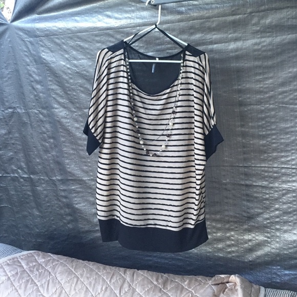 Blouse.