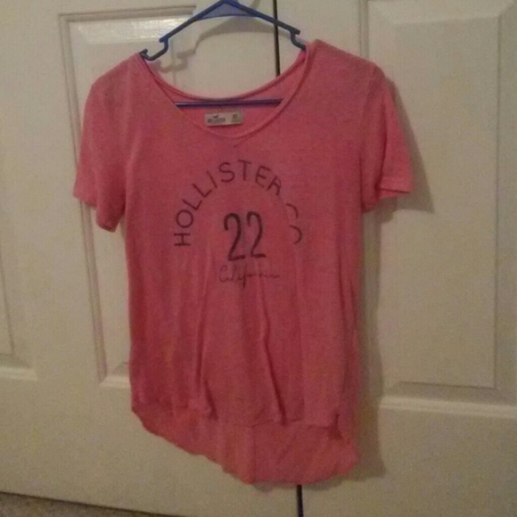 Hollister tee
