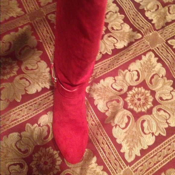 Red boots nee high heels