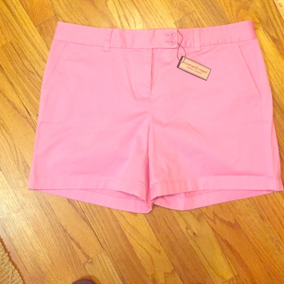 Vineyard Vine Dayboard shorts