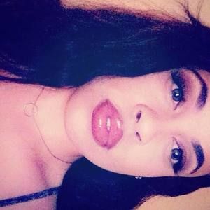 Meet your Posher, Briana