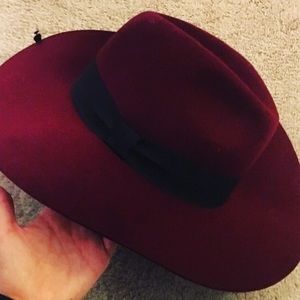 Forever 21 Burgundy Floppy Hat