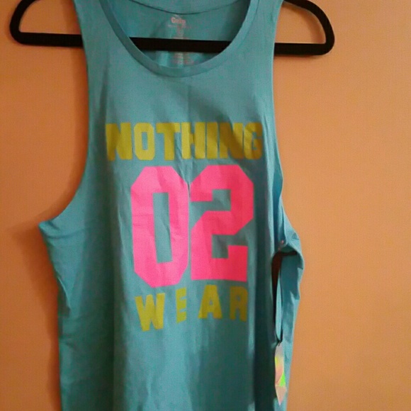 Get a Grip tee - Picture 2 of 4