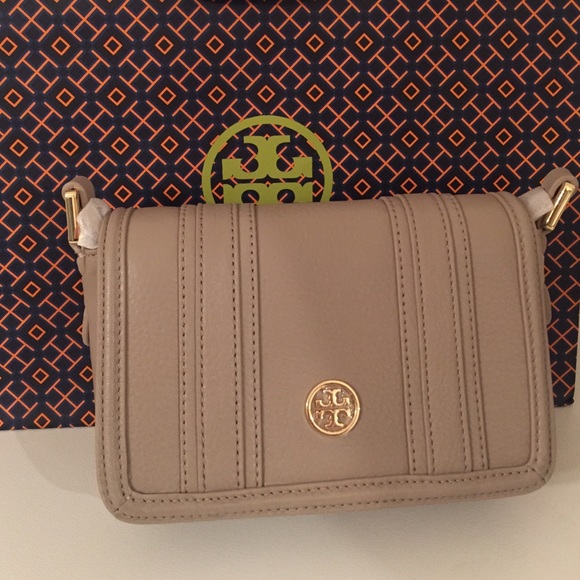Tory Burch Handbags - 🆕Tory Burch 'Landon' Mini CrossBody Bag Gray