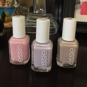 SOLD!! NEW! NEVER OPENED! Essie nail polish bundle