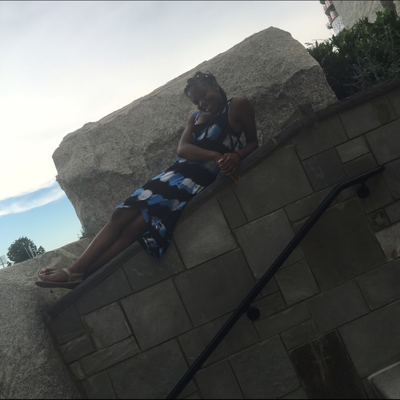 Dress - Picture 2 of 2