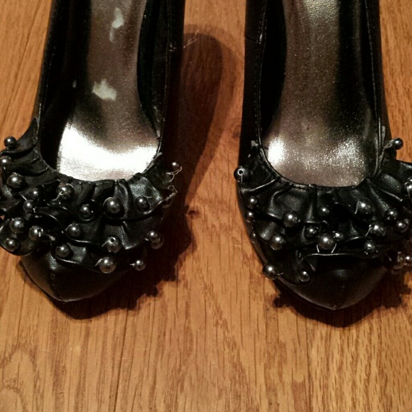 Ruffle & Beaded Heels - Picture 2 of 3