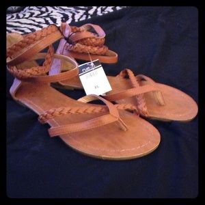 ❌❌SOLD❌❌ brown pharaoh sandals