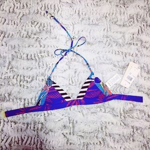 Roxy bathing suit top