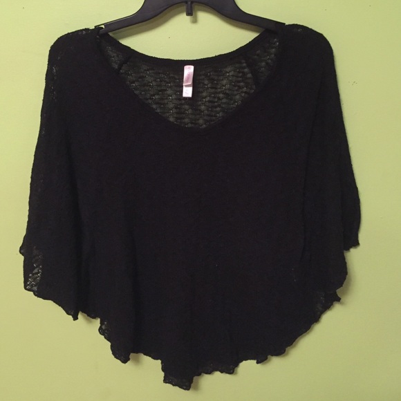 DONATED Knit winged top
