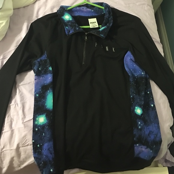 Workout quarter zip