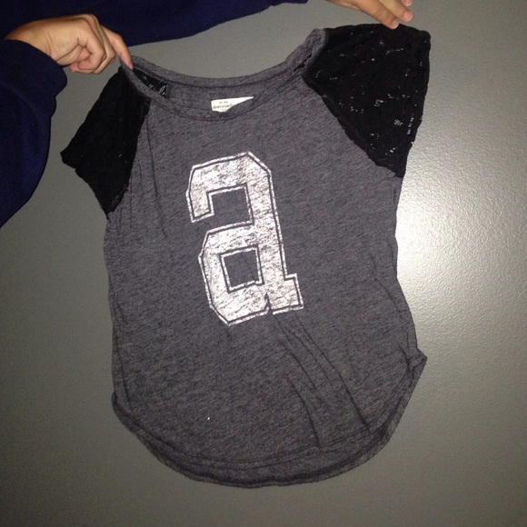 Short Sleeve Abercrombie Crop Top