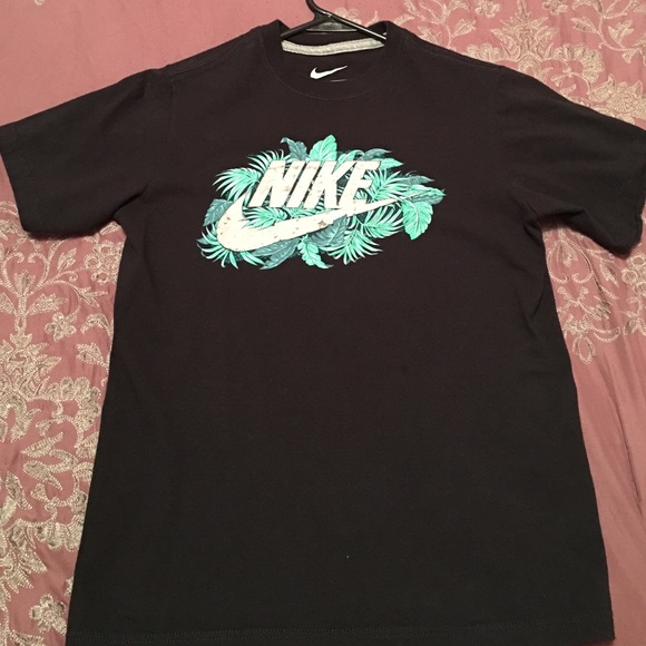 Nike Shirt