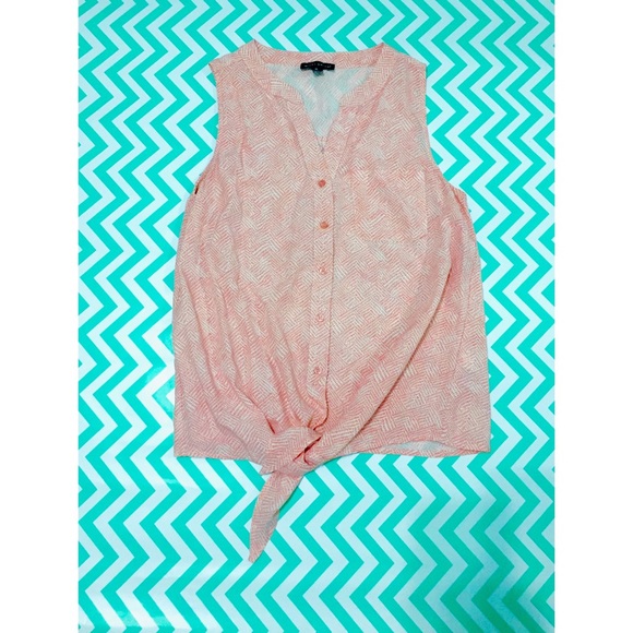 Tie up tank top - Picture 2 of 3