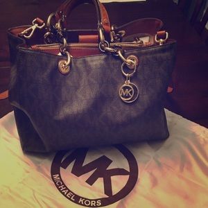 Michael Kors Cynthia purse!