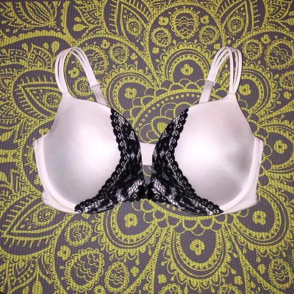 Vs 36DD NWOT