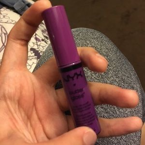 Lip gloss never worn