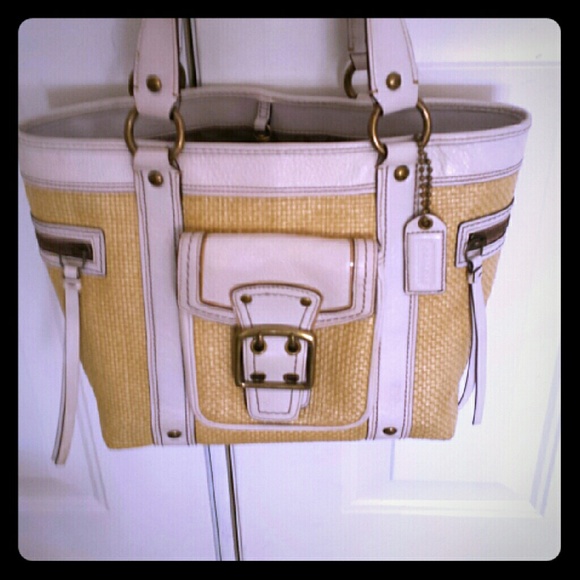 Coach purse - Picture 1 of 1