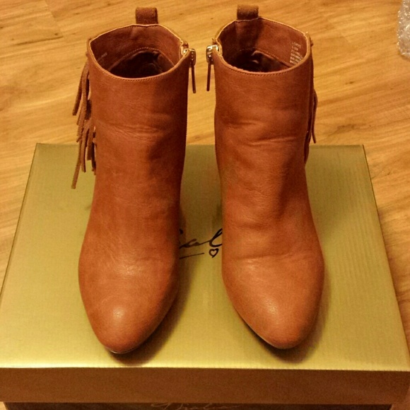 THALIA SODI Ankle Boots - Picture 1 of 4