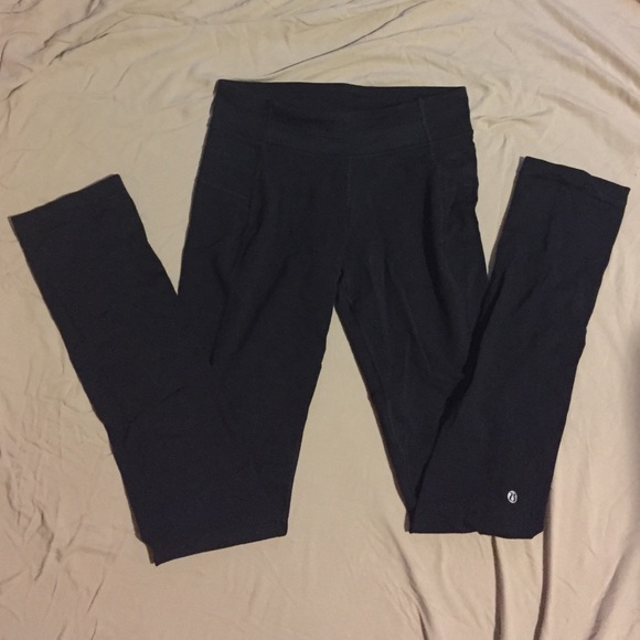 Lululemon Black Pants Sz6 Leg Rouching straightleg