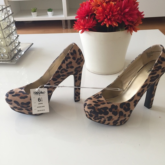 Leopard pumps - Picture 3 of 3