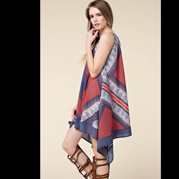 Gorgeous Hanky Dress - Picture 2 of 3