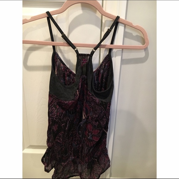 Patterned tank - Picture 2 of 2