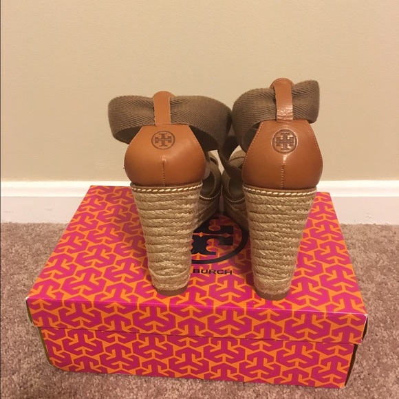 Tory Burch Adonis Espadrilles ***SOLD*** - Picture 3 of 4
