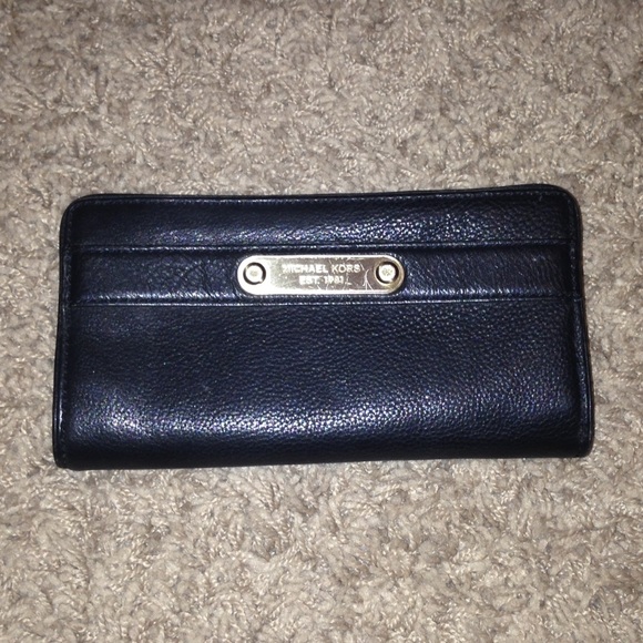 Black Michael Kors wallet