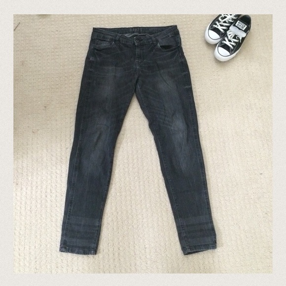 Zara basic denim dark grey washed jeans