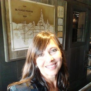 Meet your Posher, Sandi