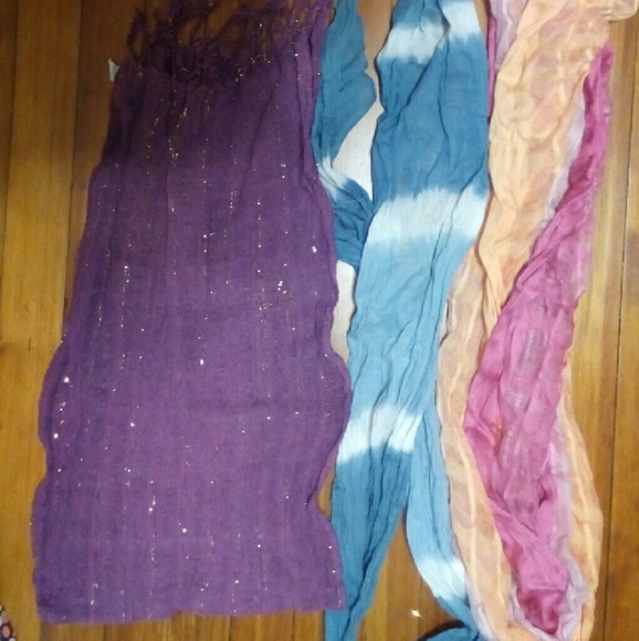 Scarfs