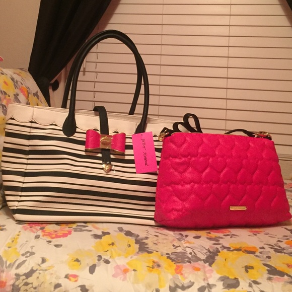 🎉HOST PICK🎉 NWT Betsey Johnson 2-PIECE SET