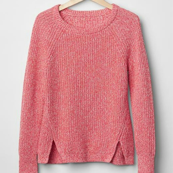 🎉SALE🎉 Gap Red Knit Sweater - Picture 2 of 4