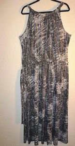 Lane Bryant
Silver Snake Print Maxi Dress 26/28