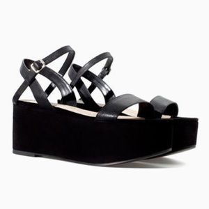 👠Zara Trafaluc Black Suede & Leather Platforms