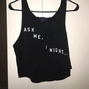 American eagle crop top. Never worn before.