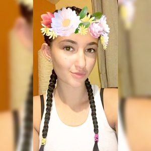 Meet your Posher, Desiree