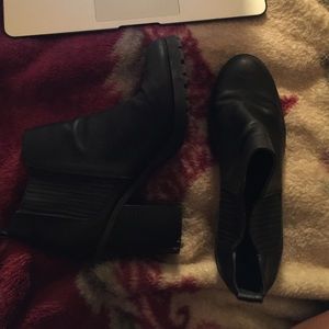 Black heeled ankle boots